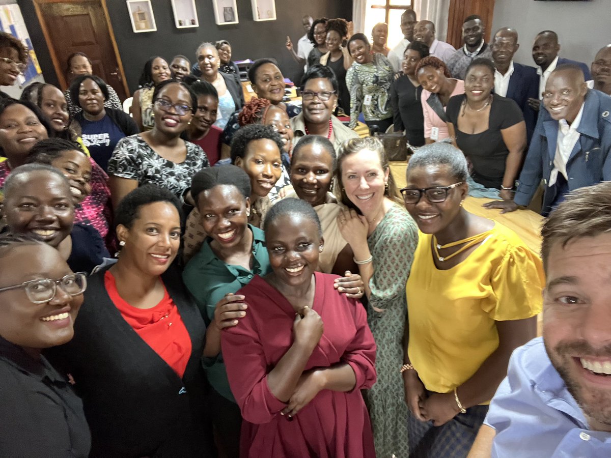Team meeting with EverFree’s Willow Uganda! We are so grateful for our incredible local staff who are dedicated to empowering survivors and preventing trafficking. 💕
#everfree #everfreeorg #team #antitrafficking #GoTeam #uganda