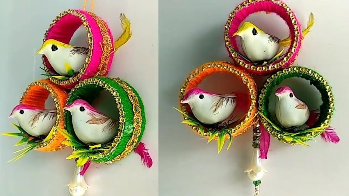 savitha_rao's tweet photo. Creative decor ideas with bangles. 

#upcycling #ecocreative #IndianByDesign #decor #homedecor #IndiaDesign #IndiaPositiveCitizen https://t.co/vZWgGCicnb