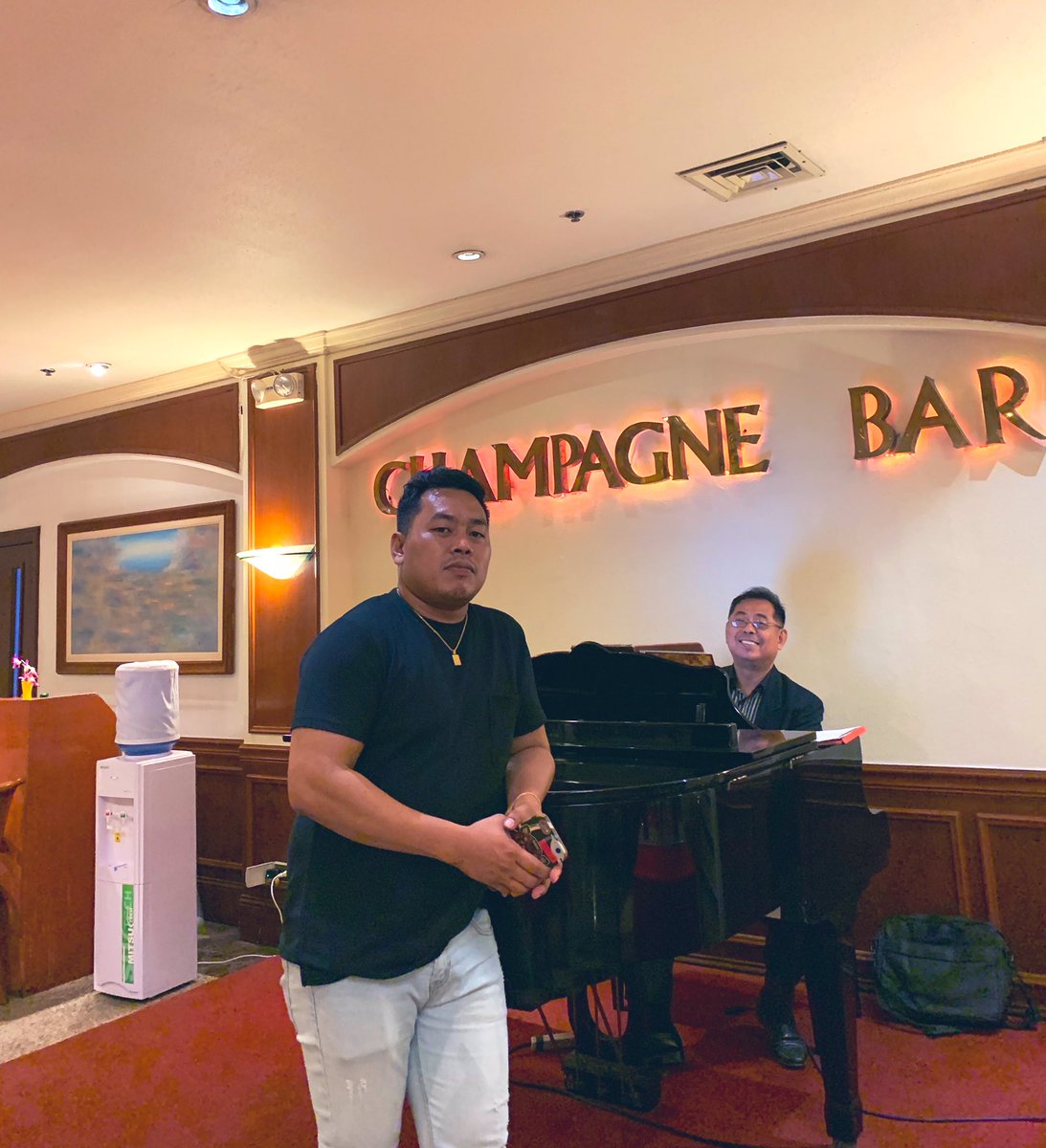 DatuSajid1's tweet photo. GRAND REGAL HOTEL❤️ https://t.co/8v4bl1Tizo