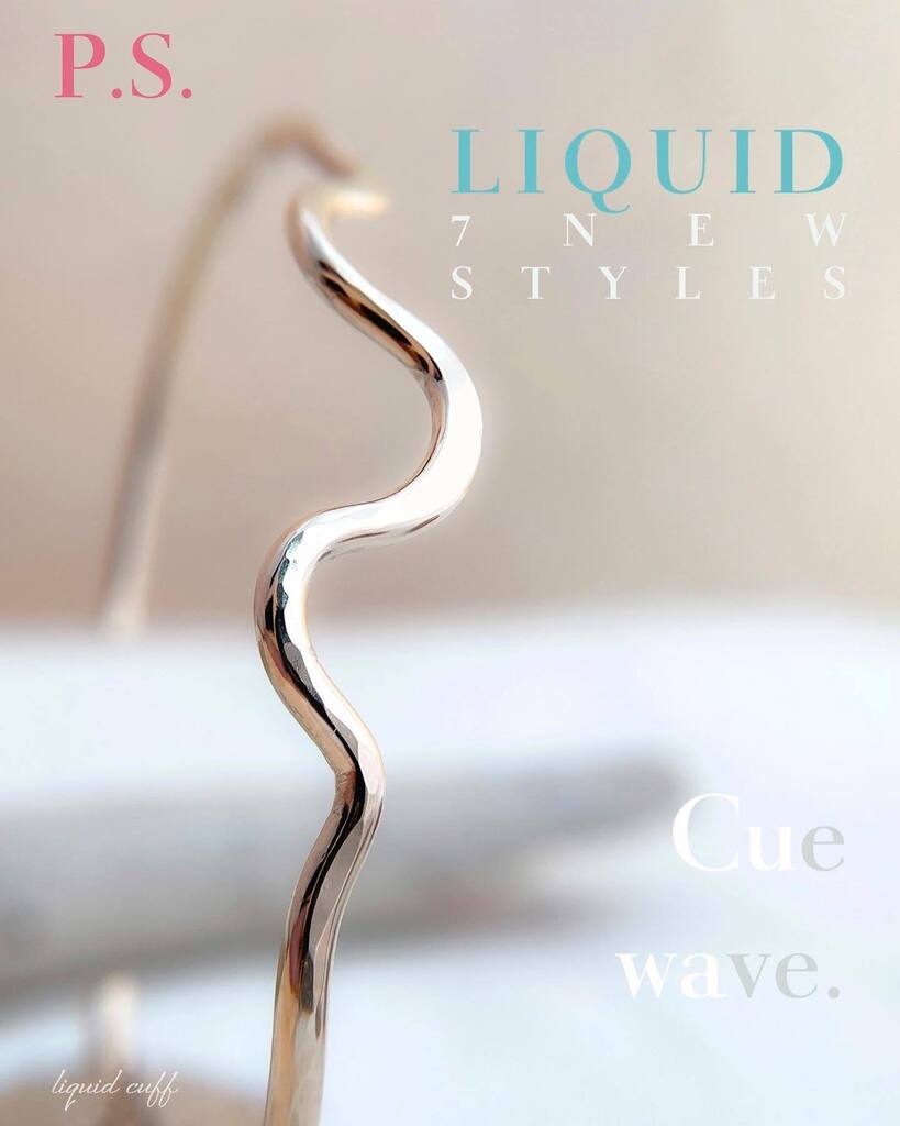pliersandstring's tweet photo. while I never got to try my hand at sculpting, working with wire has scratched that itch juuust a little bit!  my Liquid pieces are hand formed, resulting in unique organic shapes 🥳🍃✨ #pliersandstring #sculpturaljewelry #ooak https://t.co/pj0eYwNFRh https://t.co/pUPEblvuQs