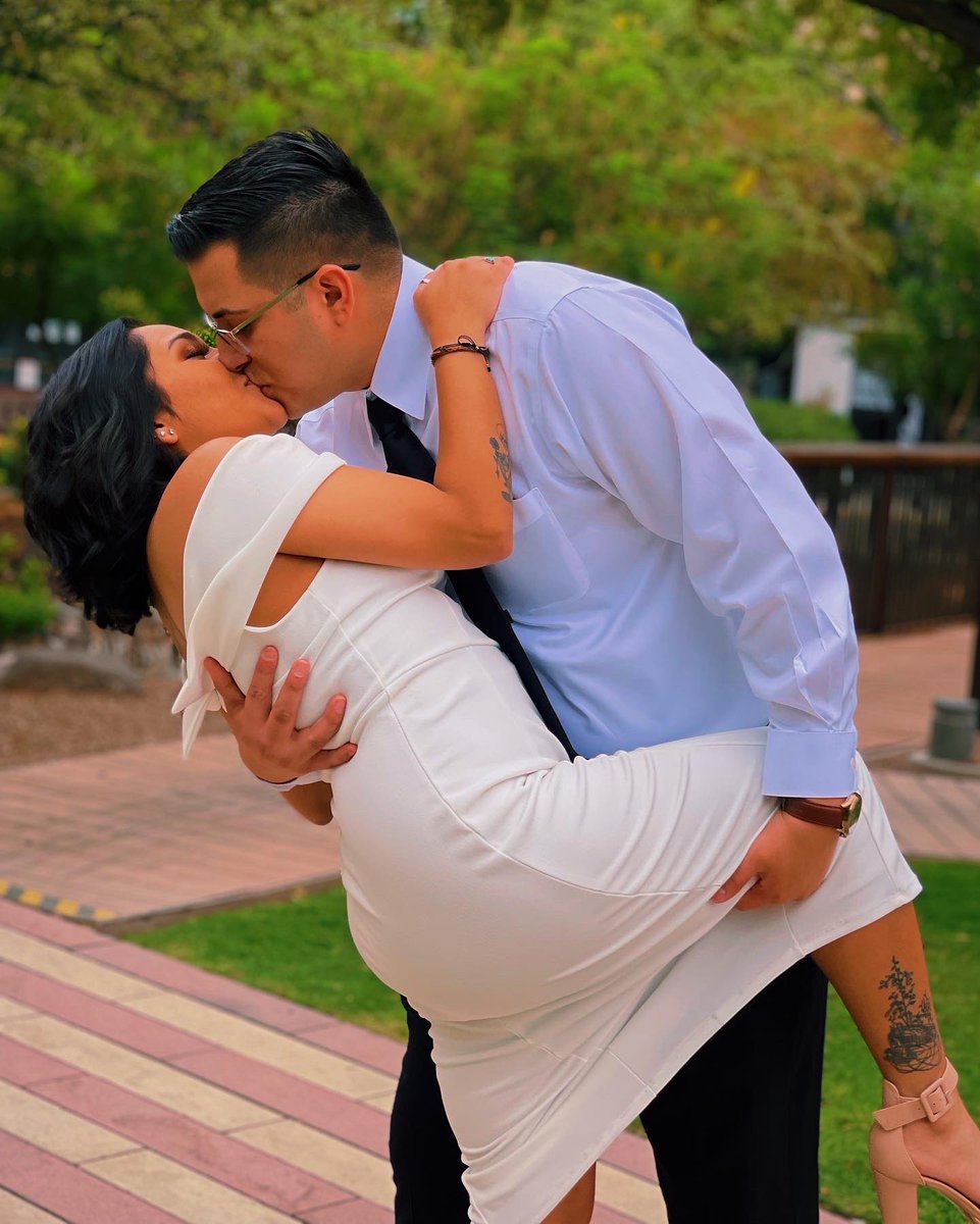 haileylozano12's tweet photo. I married my best friend y’all 🤍 https://t.co/nga9GPxHpp