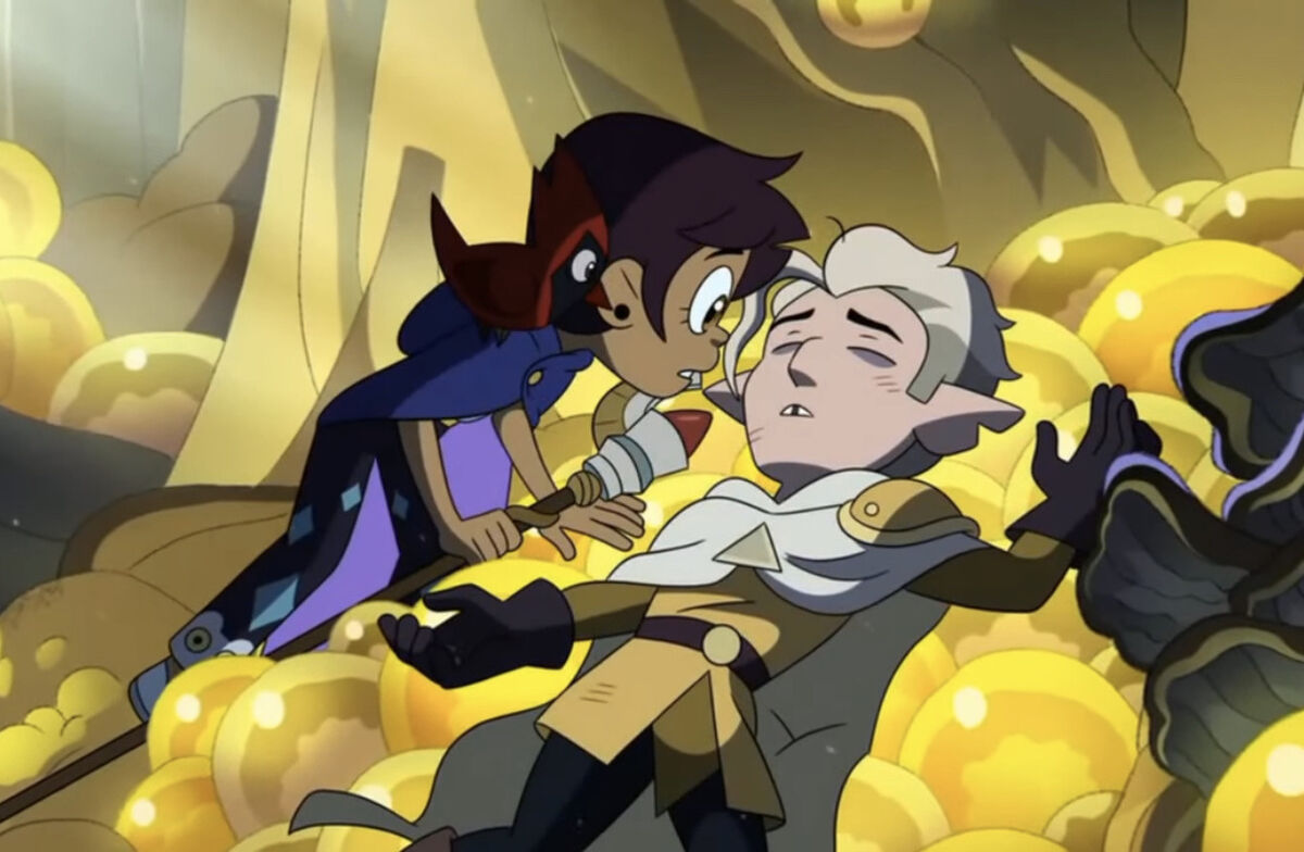 DAY #01 | This is the golden guard? It looks like he could be a student at hexside...
.
.
#lunter #luzxhunter #hunterxluz #huntceda