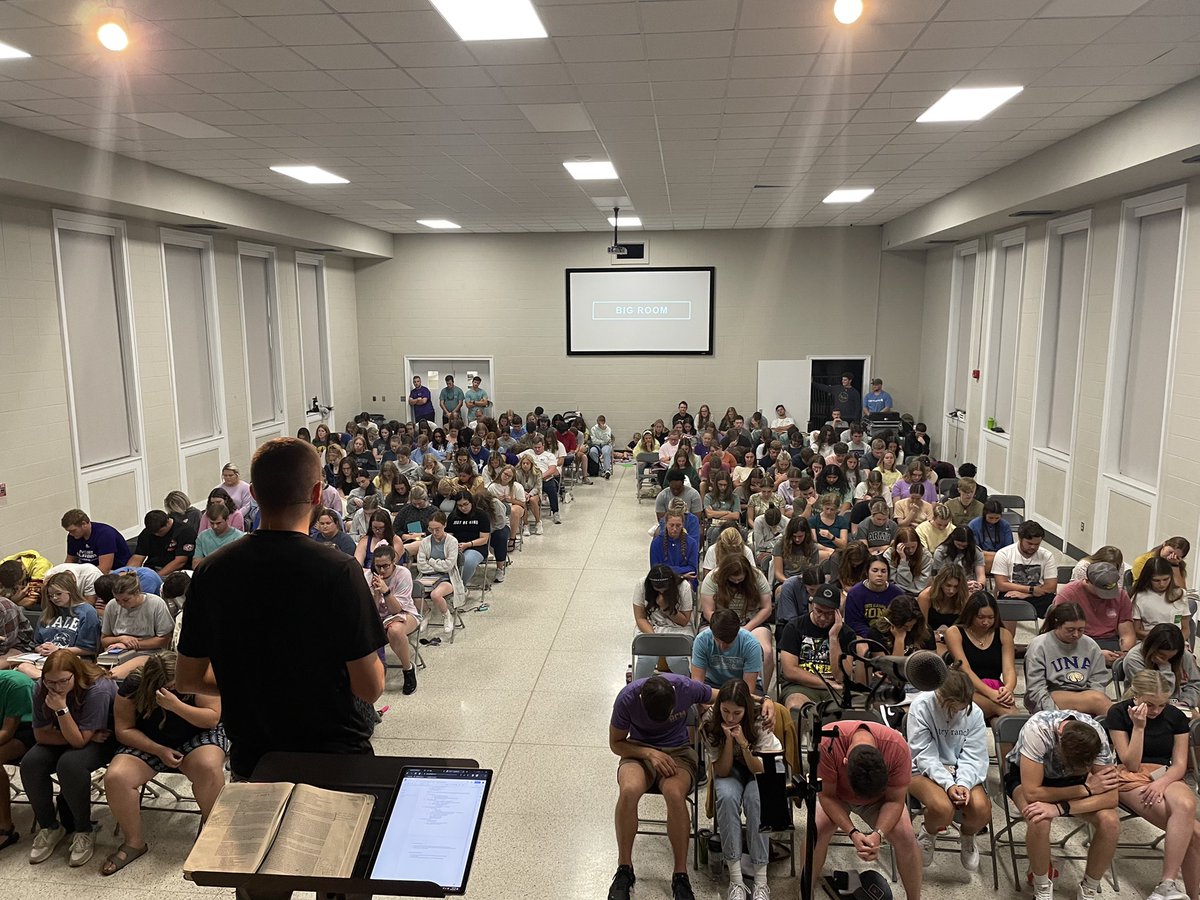MattDanielsRIBC's tweet photo. “that which we have seen and heard we proclaim also to you, so that you too may have fellowship with us; and indeed our fellowship is with the Father and with his Son Jesus Christ.”
1 John 1:3 ESV

Incredible night with @unabcm tonight! https://t.co/OkCTxAN0Ze