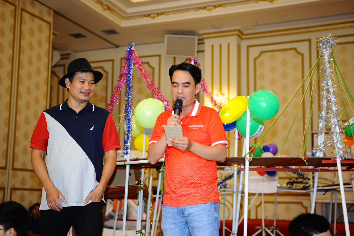 trainerhoang's tweet photo. Each team in Bridging the Divide is a supplier and a consumer. Success demands constant customer relationship management and a grasp of communication's knock-on consequences.
#teambuildingvietnam https://t.co/25uO8KDnKJ