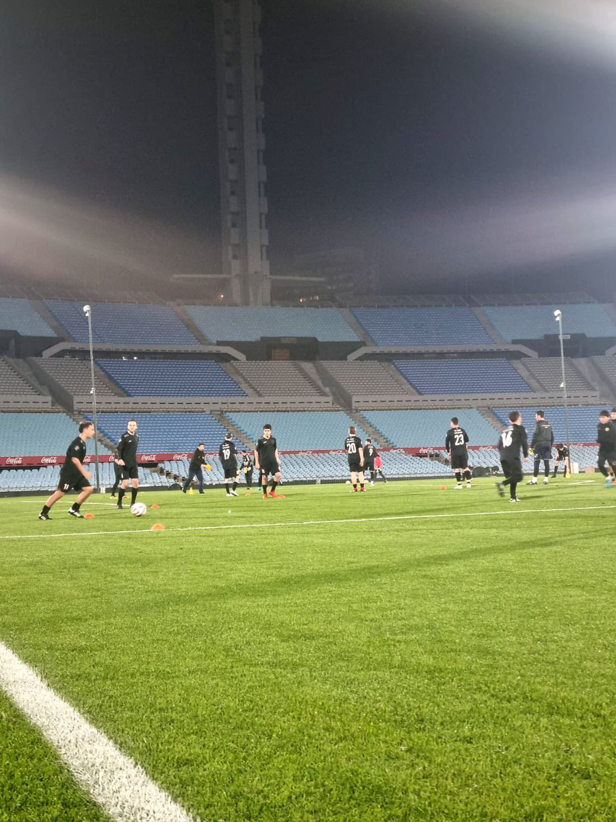 LUD_Oficial's tweet photo. ¡ᴅÍᴀ ʜɪꜱᴛÓʀɪᴄᴏ! ⚽️🙌🏻

Desde la @LUD_Oficial acompañamos al equipo de @ITPUNIVERSITAR1 que fue parte de las pruebas de licencias para entrenadores por parte de @CONMEBOL y @UEFAcom_es en el Estadio Centenario en una jornada histórica y de mucho aprendizaje 🙌🏻

#SomosLaLiga https://t.co/pBUnw6SaHS
