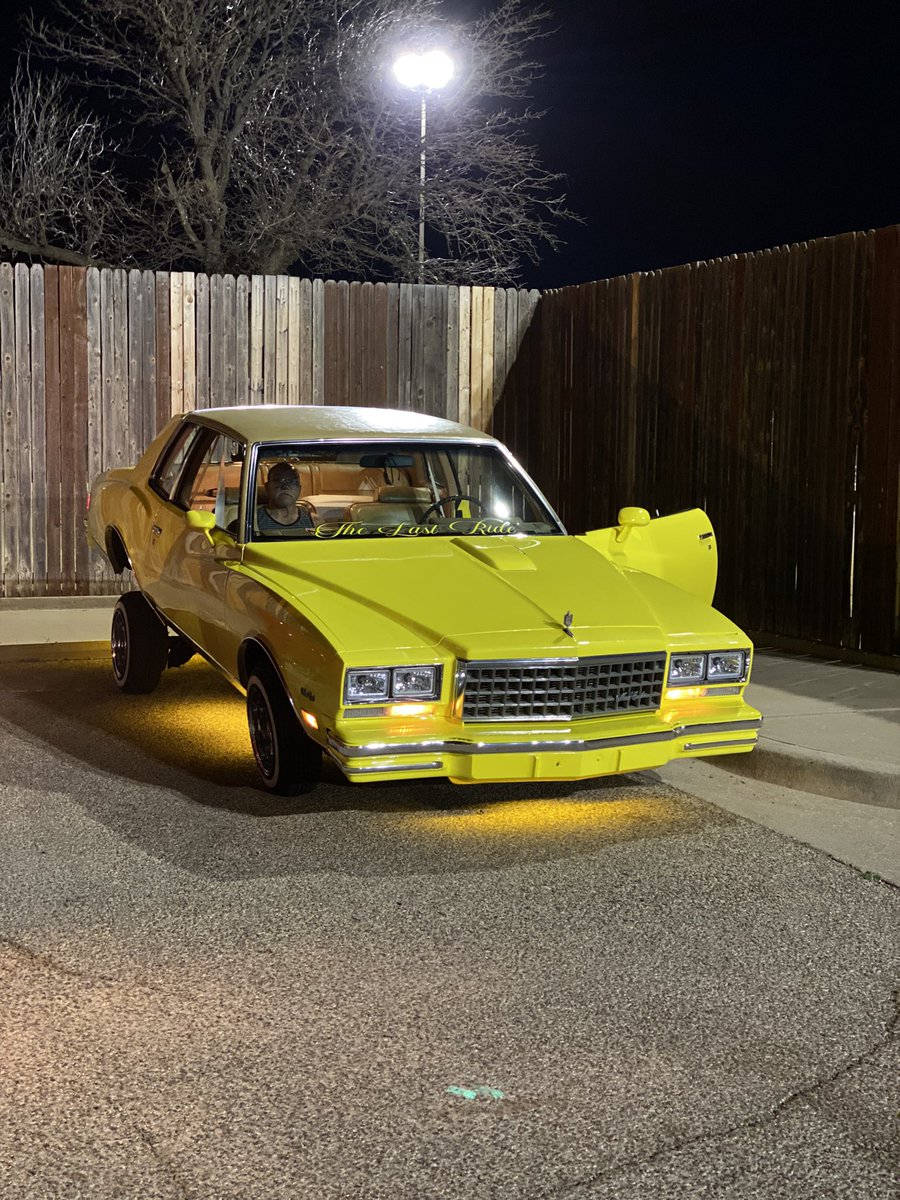 MrMonteCarlo's tweet photo. I’m in jail over on Facebook so I’ll just bring my business over here and maybe not even go back. Time to post some Lowrider shit ladiez and gentz. https://t.co/ITX3CSSVpn