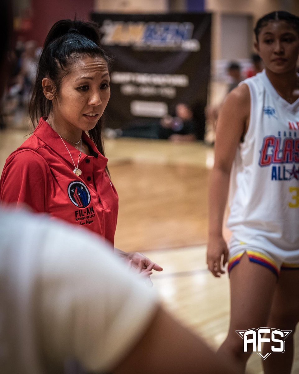AFSQueens's tweet photo. With two of the best and most dedicated basketball resources in Las Vegas at the helm, @VC_ExtraHours and @jenyoowenMiller led the two @FilAm_Nation All-Star teams in a grand championship match up #afsqueens #afshoops #vegashoops #vegasballers #wewearthecrown #filam #filamselect https://t.co/J6iPVhcy5J