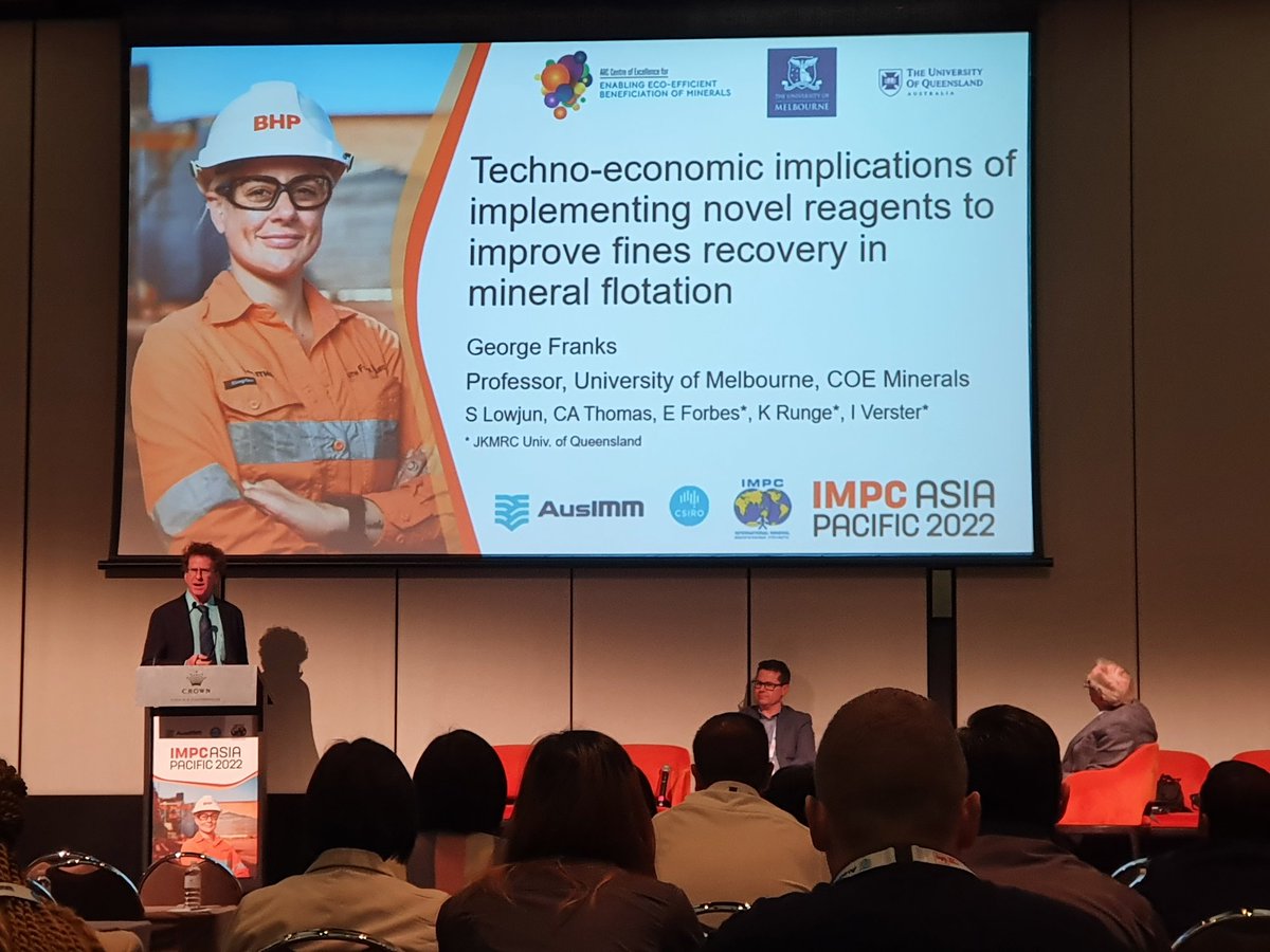 CaseyAThomas's tweet photo. George presenting some of our work as part of #CoEMinerals at #IMPCAP2022 this week
@CoeMinerals @engunimelb https://t.co/Y5PrNLVVRo
