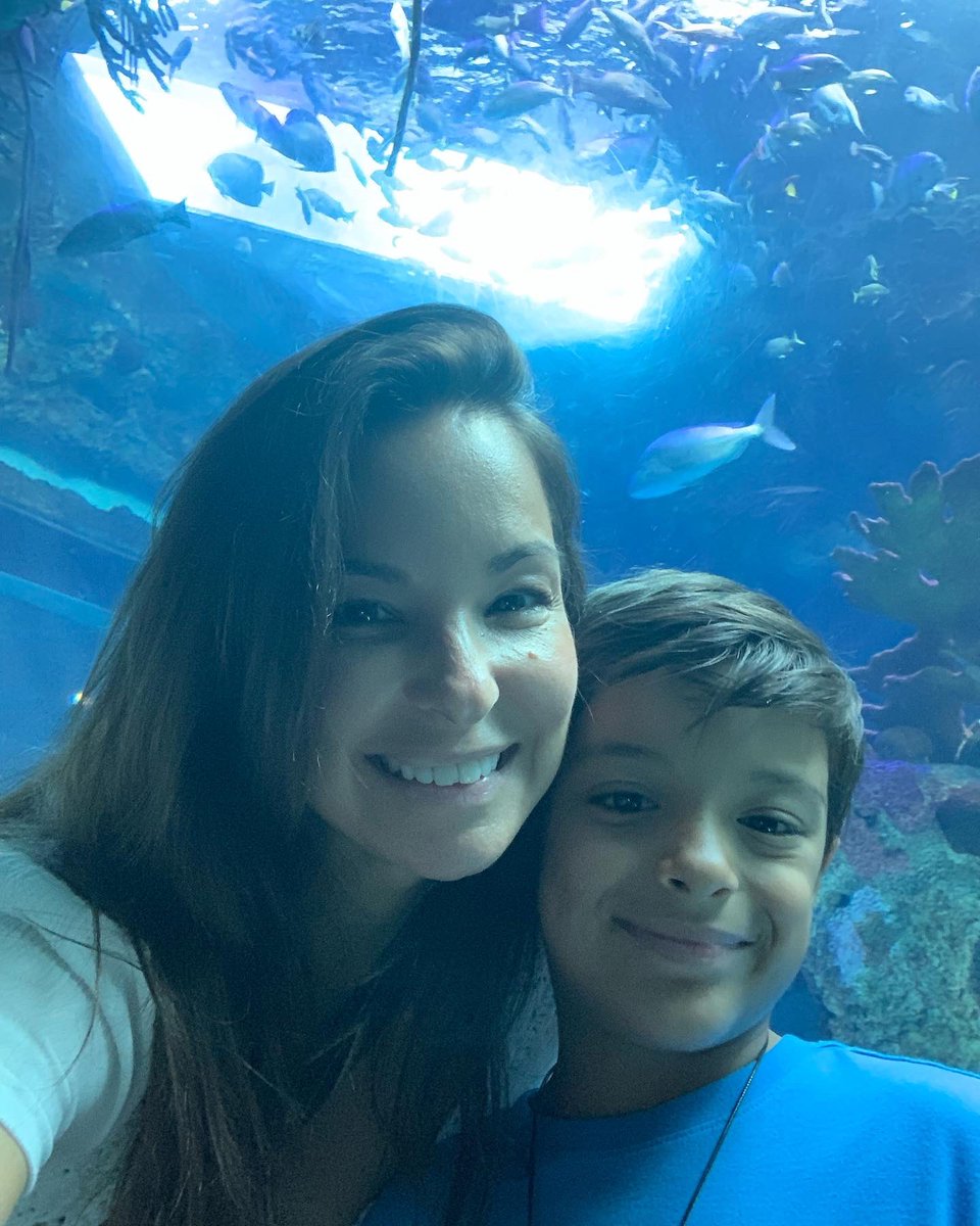 BettyBergnes's tweet photo. Looking up to nature @FrostScience 💙🌊 #dylanlee #oceanadventures https://t.co/EfC6I9n14K