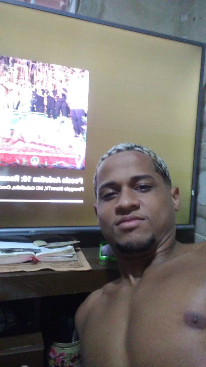 Menozinho157ff2's tweet photo. É  muito bom estar em casa 🙌🏼🥋 https://t.co/DMtiCluEYN