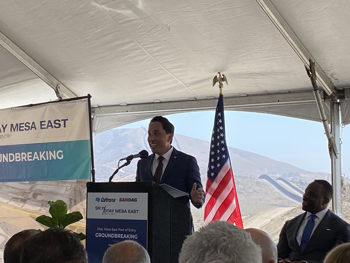 What a treat to see our binational community celebrate the start of #OtayMesaEast construction today! Thanx ⁦<a href="/SDCaltrans/">Caltrans District 11</a>⁩ ⁦<a href="/CA_Trans_Agency/">CalSTA</a>⁩ ⁦@mhorso⁩ ⁦<a href="/BCGobierno/">BC GOBIERNO</a>⁩ ⁦<a href="/SEDENAmx/">AltoMando</a>⁩ ⁦<a href="/SRE_mx/">Relaciones Exteriores</a>⁩ ⁦<a href="/SANDAG/">SANDAG</a>⁩ ⁦<a href="/CAGoBiz/">GO-Biz</a>⁩ for your great efforts!