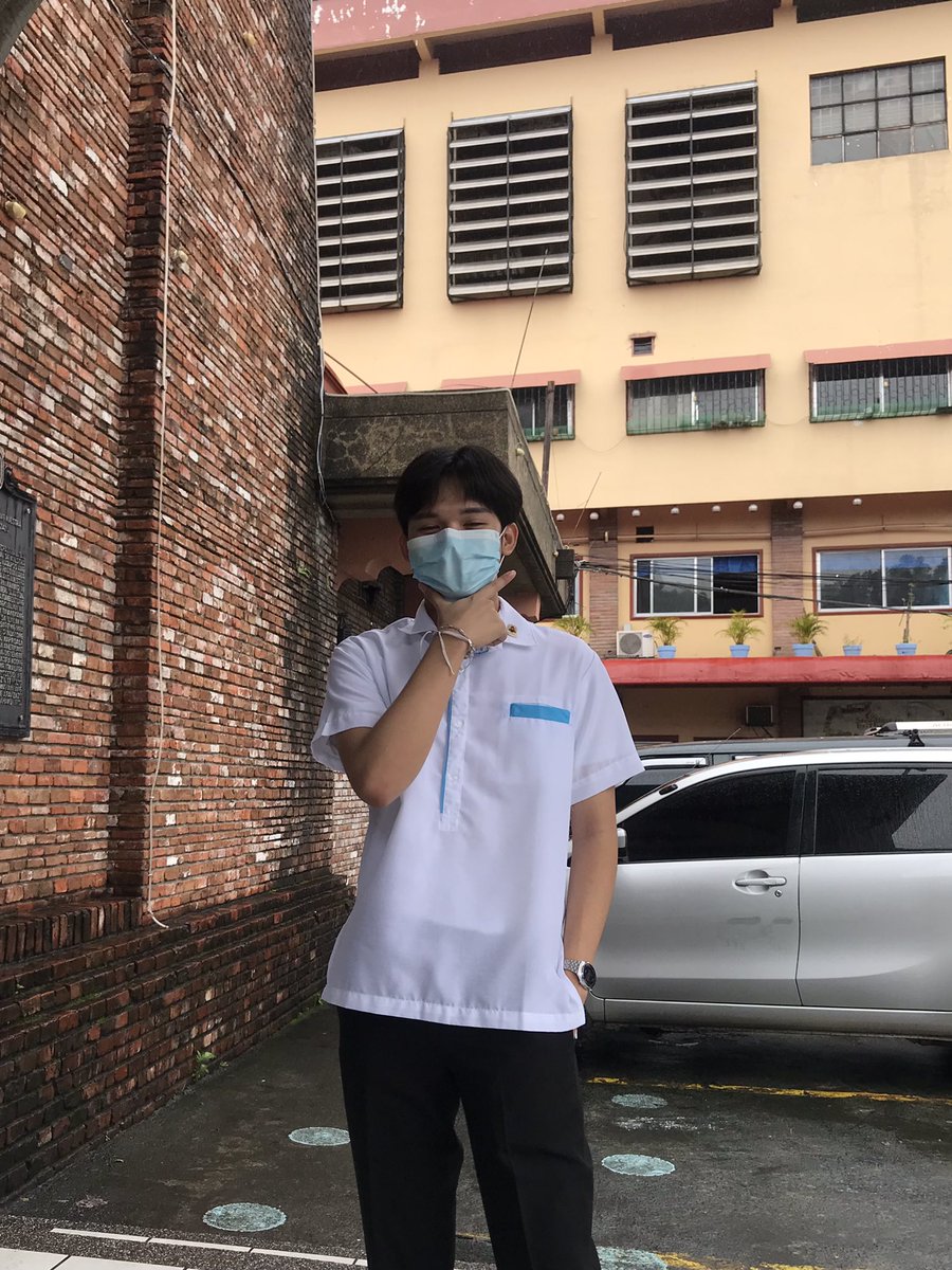daveesguerra19's tweet photo. 1st day of skul https://t.co/gtTaZJ80sQ