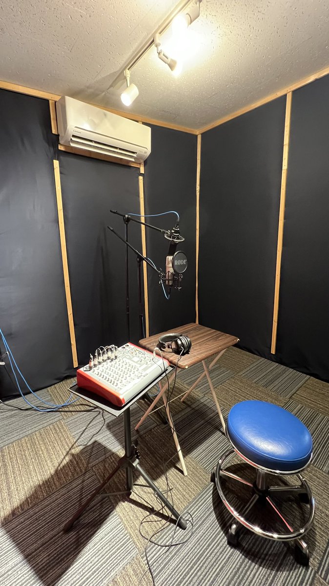 genta_gaworks's tweet photo. 初のナレーション録りに向けてセッティング中🎤😀🎵🎶🎵🎶
#altstudio #レコーディングスタジオ #神保町 #水道橋 https://t.co/fnqW5u4d7Y