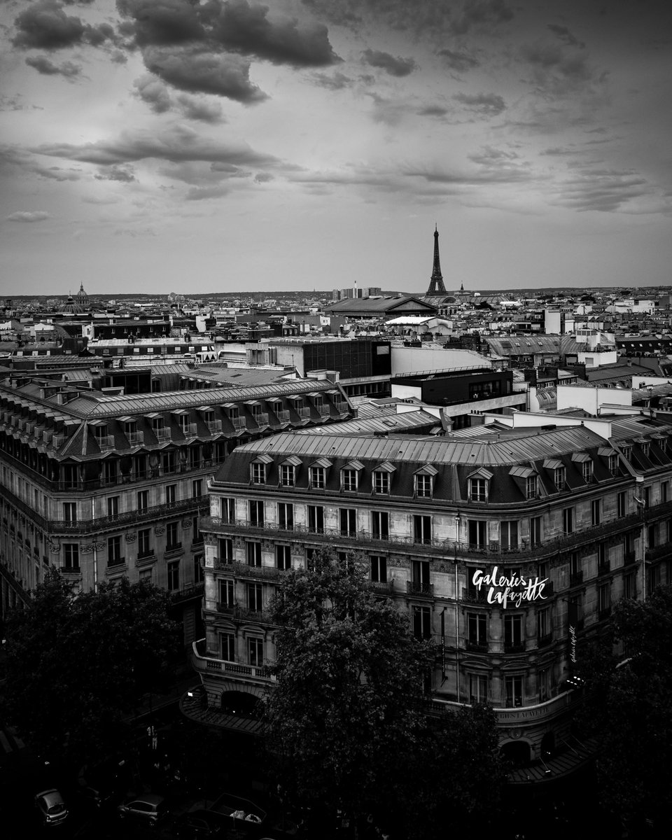 A beautiful view #paris #photography #galerielafayette