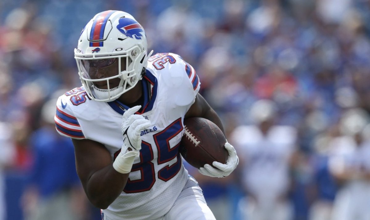 Hula_Bowl's tweet photo. Surprise rookie Raheem Blackshear standing out for Bills: "He's got great juice" !
https://t.co/SKI6HOuHZI
#hulabowl #football #NFL #nflfootball #bills #bills #standout #surprise #gametime #standingout #footballnfl #nowplaying #hulabowlplayer #teamhulabowl #nflnetwork https://t.co/00c4WUNfIH