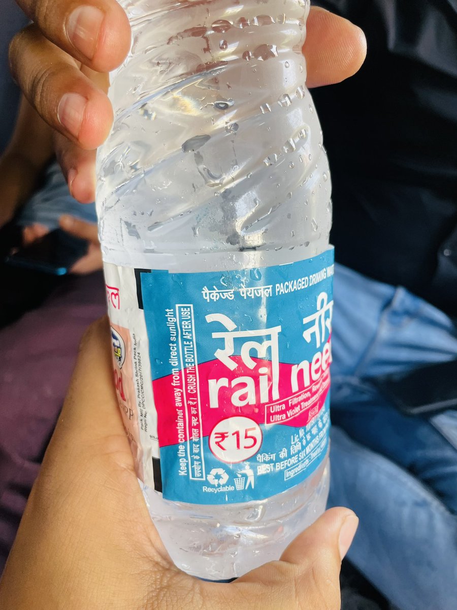 Suryansh_siingh's tweet image. Cleaning Condition of the train 15655 and in this train @IRCTCofficial wender who Selling a water bottle of Rs 15 for Rs 20 my PNR -6205284115 coach S9
@eCateringIRCTC @RailMinIndia @RailMadad