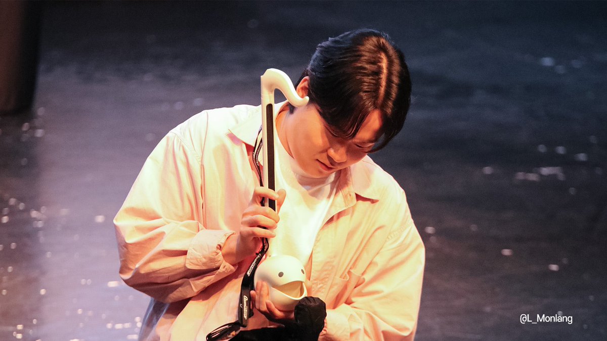L_Monlang's tweet photo. 220820 김동현 팬싸인회
보정본은 어... 일없는 날 틈틈히 올려볼게요...

사진을 컴퓨터로 옮기고보니 트라이포드 안가져간 거 세상 후회중...
전 제가 수전증이 이리 심할 줄 몰랐죠.. https://t.co/zExTguKzbr