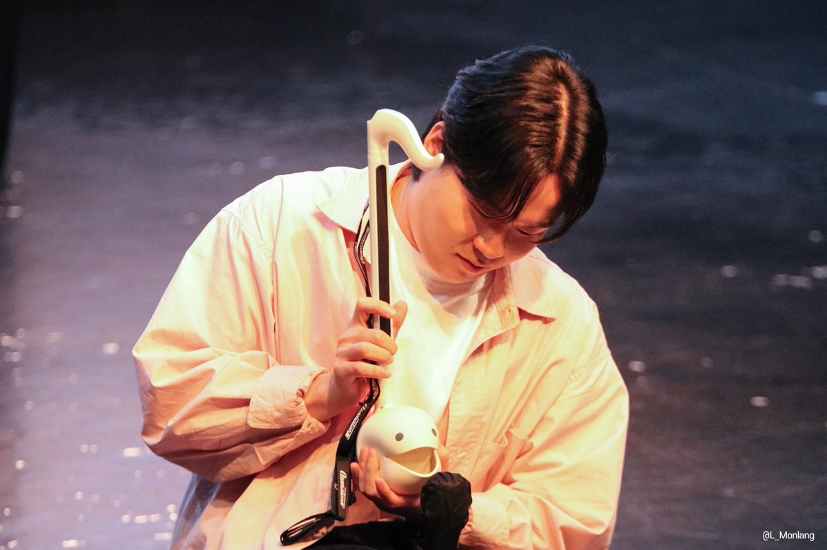 L_Monlang's tweet photo. 220820 김동현 팬싸인회
보정본은 어... 일없는 날 틈틈히 올려볼게요...

사진을 컴퓨터로 옮기고보니 트라이포드 안가져간 거 세상 후회중...
전 제가 수전증이 이리 심할 줄 몰랐죠.. https://t.co/zExTguKzbr