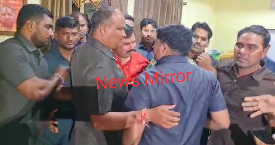 Waseqofficial18's tweet photo. Special Thanks to KTR Garu &amp; Mahmood Ali Sahab 
Hyderabad: Just a few hours after the registration of a case for alleged offensive remarks against Prophet Muhammad, the Hyderabad police on Tuesday arrested BJP MLA Raja Singh.
#ProphetMuhammad
#arrest #ARRESTED
@KTRTRS https://t.co/6N8v2zYUTv