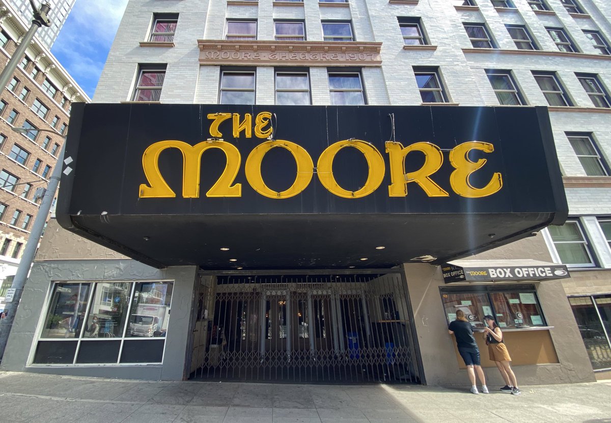 MiaYenCanada's tweet photo. Earlier this month I took a #BehindTheScenes tour of the Moore Theatre — #Seattle’s oldest active theatre which hosts a variety of theatrical productions, concerts &amp; lectures.

#HistoricSeattle https://t.co/pcgNefkybB