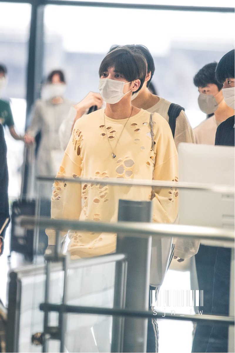 sjn_tw's tweet photo. 20220823 TXT NRT ✈️ 
TAEHYUN テヒョン 태현

-------✂--------✂--------✂---------

#TXT #TAEHYUN #태현　#テヒョン #姜太顯 #TXT好きな人と繋がりたい #MOAと繋がりたい https://t.co/MGZ0C6pUpB