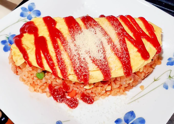 ケチャップをめちゃくちゃ味わいたくてオムライス作りました。 