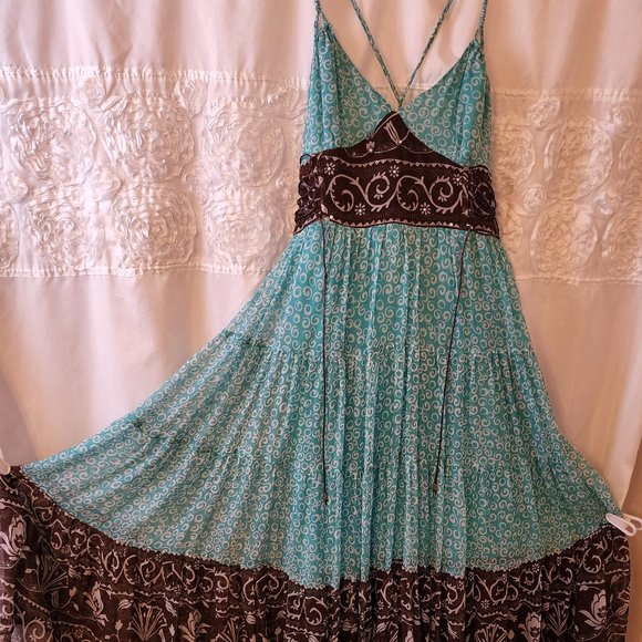 So good I had to share! Check out all the items I'm loving on <a href="/Poshmarkapp/">Poshmark</a> from <a href="/Kelli23370456/">Kelli</a> #poshmark #fashion #style #shopmycloset #cache #prana #ixe: posh.mk/E5ihILXDIsb