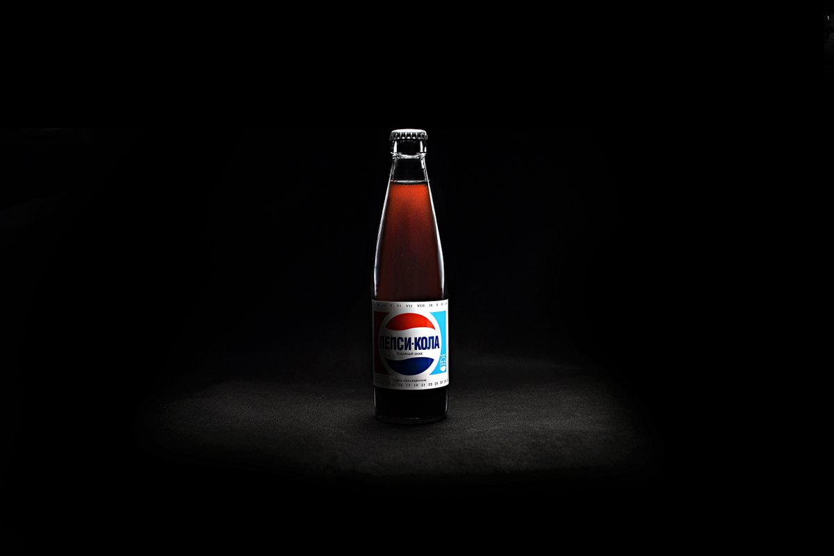 Pdlc63ph's tweet photo. GM &amp; have a good day

cherry🍒 or cola🍷 ?  

P.S. not enough time 📸

#nftphotography #NFTCommunity #photographer #art https://t.co/6rKJs5Ec7t