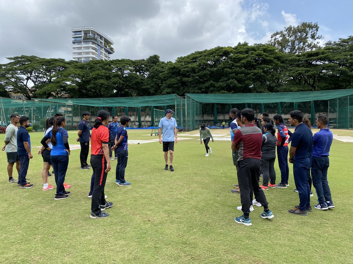 First group of the joint <a href="/the_ASCA/">Aus S&C Assn</a> and <a href="/BCCI/">BCCI</a> S&amp;C Coaching Course at the National Cricket Academy in Bangalore. Ross Smith undertaking running mechanics as they apply to Cricket