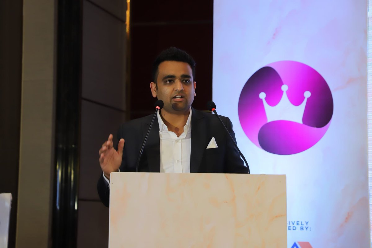 SAAIndore's tweet photo. A royal reveal of a remarkable set of opportunities.

Big Thank you to all our 100 + #channelpartners of Indore Realtors Welfare Association - IRWA MEMBERS for #participating in the #SAACOMMERCIALS launch meet and greet event.

Let's scale to greater heights #together !! https://t.co/w5OatsRKDC
