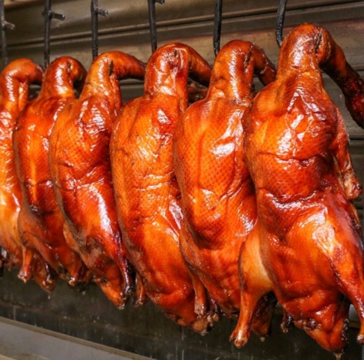 เรามีปี๊บ​รุ่นใหม่มานำเสนอครับ🤣🤣🎉🎉 ขอบคุณ​รูปจาก <a href="/Littledaphnee/">ดาฟนี่ เด็กหญิงจากดวงดาว 🐰</a>