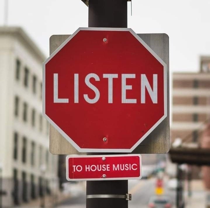 grooveculturem's tweet photo. Listen To #housemusic 🎶 https://t.co/HK63RduWxP