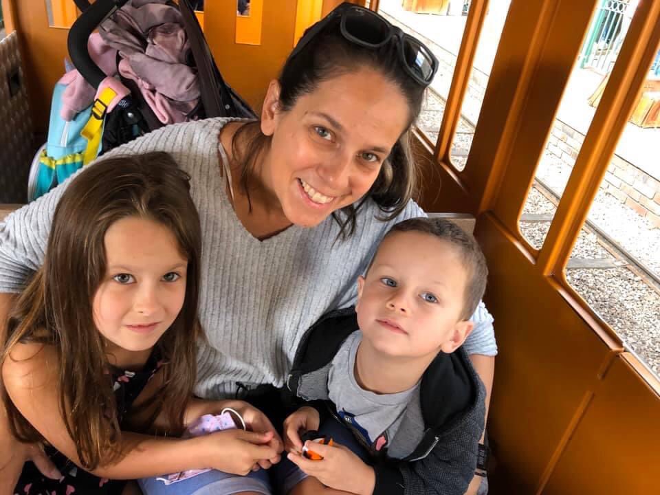 MND Navigate tweet media