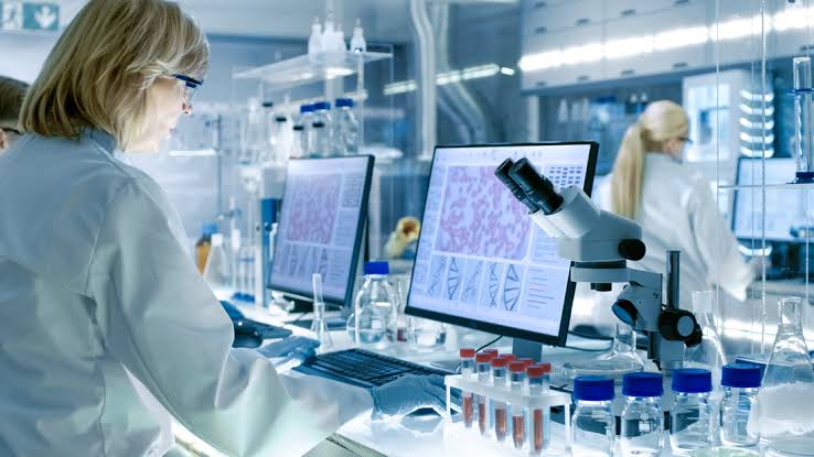 SirChely's tweet photo. As a Medical Laboratory Scientist, you have boundless opportunities... MLS is the most valuable professional with about 75% underutilized opportunities.

The profession has not even started yet... It's the profession of the future. https://t.co/FZFGJUeZhL