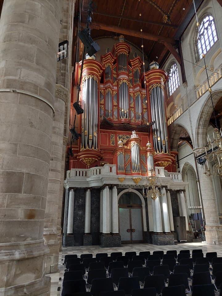 Vanmiddag mag ik een orgelconcert geven op het grootste orgel van Nederland! Aanvang 12.45, met werken van Vierne, Dupré en Guilmant.
Welkom in Rotterdam!