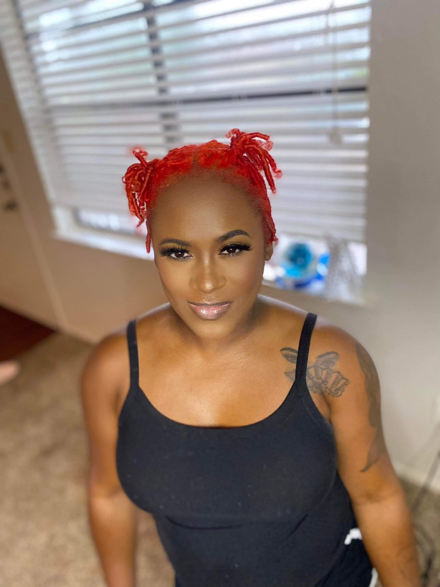 targetchild's tweet image. Picture’s can say a million words but nothing then being beautiful 😍 Self taught make up artist