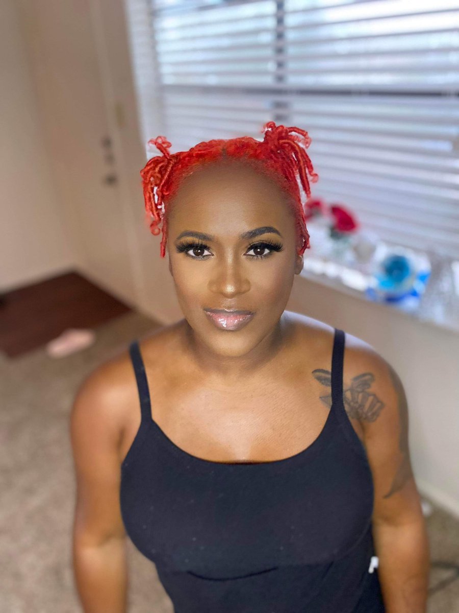 targetchild's tweet image. Picture’s can say a million words but nothing then being beautiful 😍 Self taught make up artist