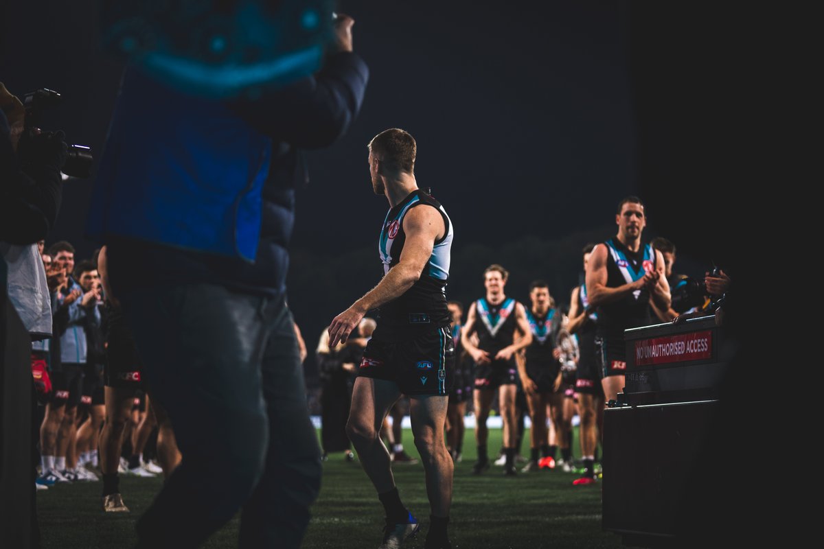 PAFC's tweet photo. We followed every moment of Robbie Gray's farewell.
See the full photo diary πΈ https://t.co/jk3eFM7HtN
#TheGraytest https://t.co/tFqE7KIlxZ