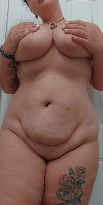 Late night shenanigans   Don't forget to subscribe to my https://t.co/tetFGBzaGV and check out my other<a href="/tag/bread"class="tags"><span>#bread</span></a>