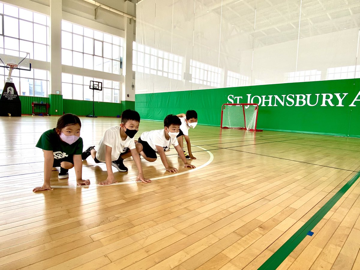 DGriffithEDU's tweet photo. 🏃🏼‍♀️ vigorous #physed 
🎨 creative #arted 
🎶 melodious #musiced 

Loved visiting our specialist classes today. @SJA_Jeju #sja_jeju @Coach_Kroska @MrSmith254 https://t.co/XGnjkLbyTl