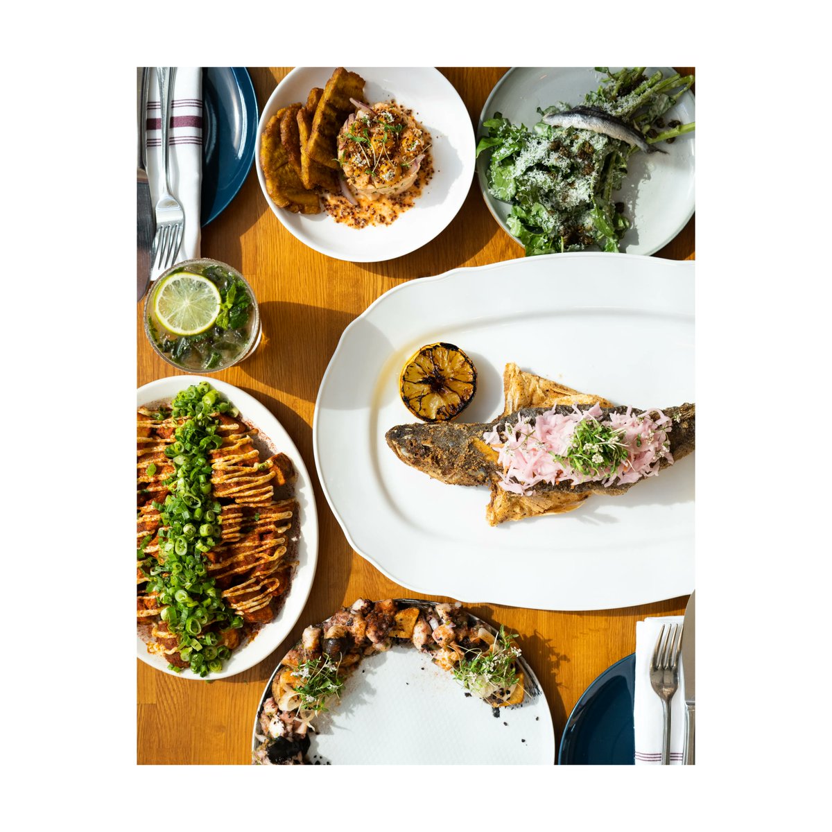 Thesocakitchen's tweet photo. Our table @thesocakitchen = Sharing Menu https://t.co/rbObBrPXul
