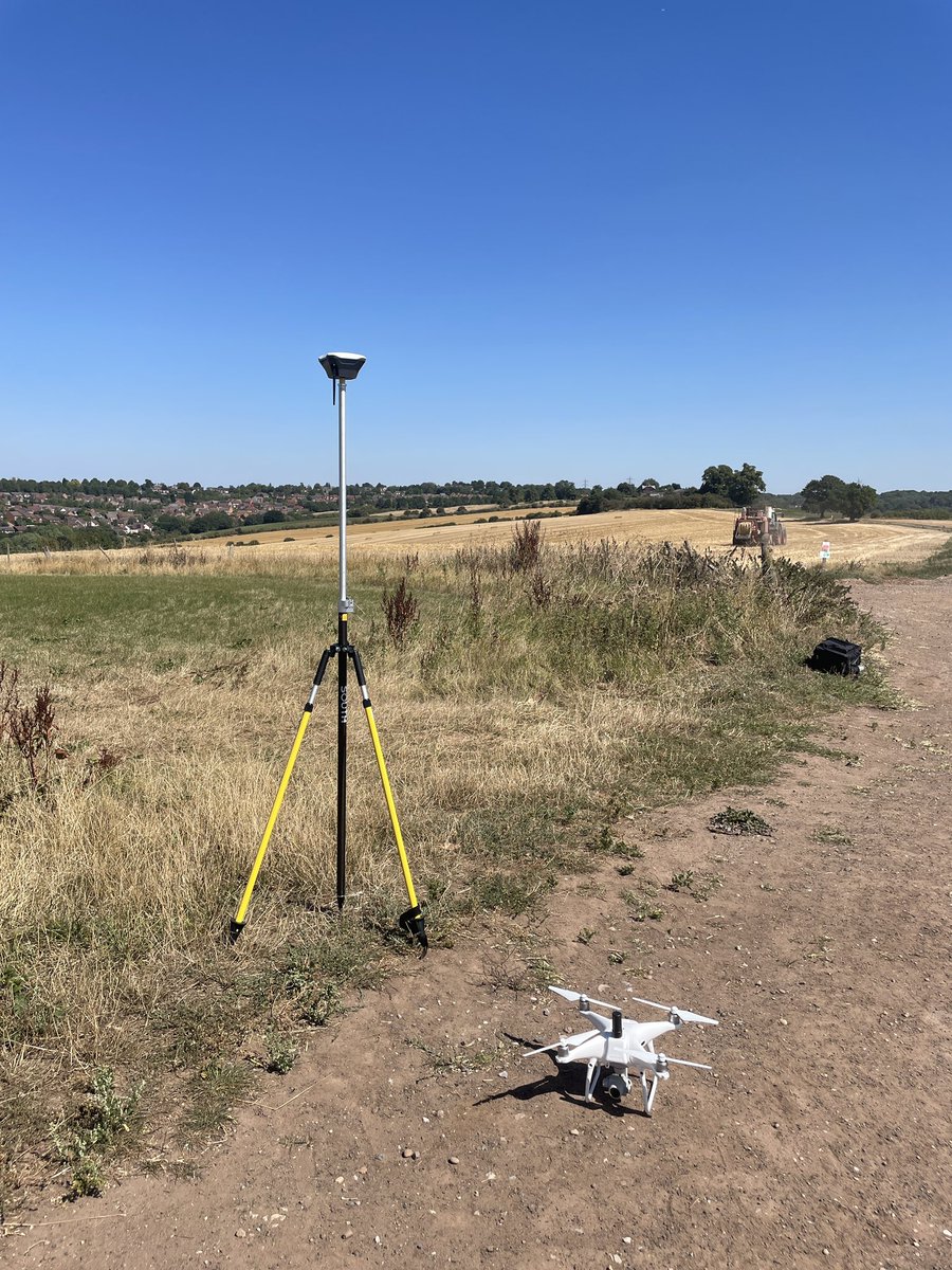 ImageryLimited's tweet photo. Tracking the new equipment! All outputs now sub 3cm accuracy 🎯 @emlid @topodrone @ukdronenation @UKDroneZone @droneanalyst https://t.co/CShclzeTc3