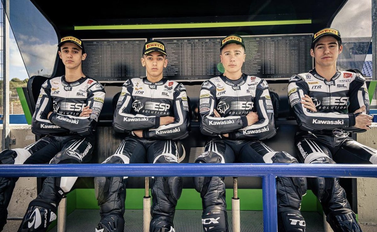 ESPSolutionsES's tweet photo. ¡Se acabaron las vacaciones! 🔥

Siguiente parada ➡ Circuito de Navarra 💨

¡A por todas! 💪

#espsolutions #esbk #weareready #bestteam #millservices #kawasaki #tdgsuspensions #racing #motosport #motociclismo #navarra #losarcos #esbk2022 #sbkjunior
#espsolutionsmotapracingteam https://t.co/YZsEt7tTya