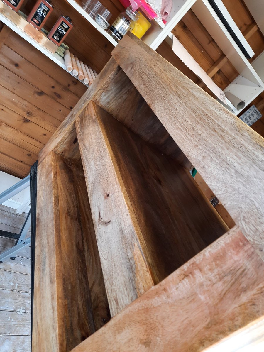 RuthAWardCreate's tweet photo. Today at the Community Wood Sheds Drop In #Workshops #ppnpsheds
#charcoalingwood #pigeonbox #fencing #upcyclingfurniture #chopsaw #savinglandfill #recyclingwood #ashesforgarden #gardening #volunteers #participants #mentalhealth #isolation #makingnewfriends #outdoorspace https://t.co/fX7A6UmLZq