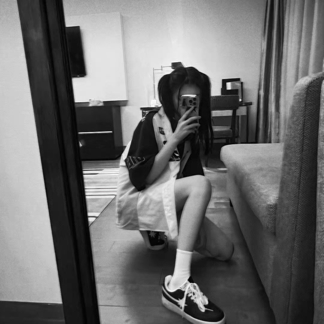 yirenpic's tweet photo. weibo update https://t.co/9AExLYsM8l