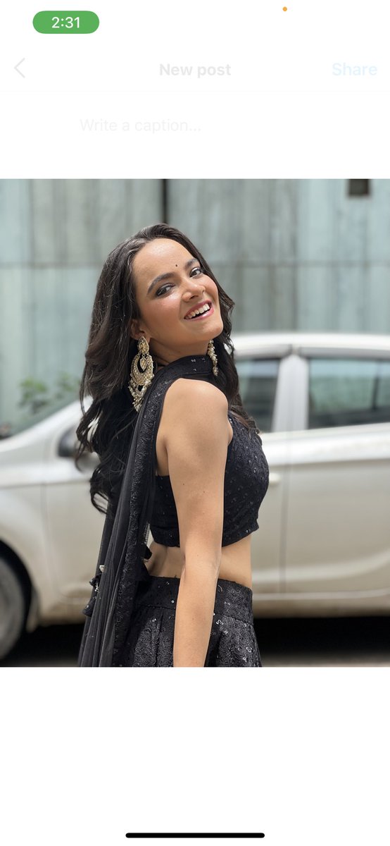 sahejmeen's tweet photo. मैं अलबेली, घूमूँ अकेली,
कोई पहेली हूँ मैं।

#rakshabandhan #rakshabandhanpromotions #black #sunkissed #smile #pose #live #love #laugh #returntofeelings https://t.co/xjR16u2VnI