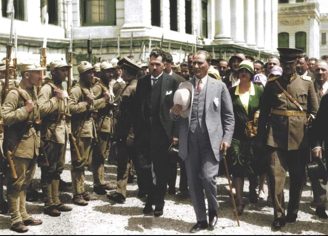 MetehanKose37's tweet photo. Ülkemizin kurucusu Gazi Mustafa Kemal Atatürk'ün Kastamonu'ya Gelişleri Şapka ve Kıyafet inkılabının 97. yılı kutlu olsun. https://t.co/aPa901wsOX