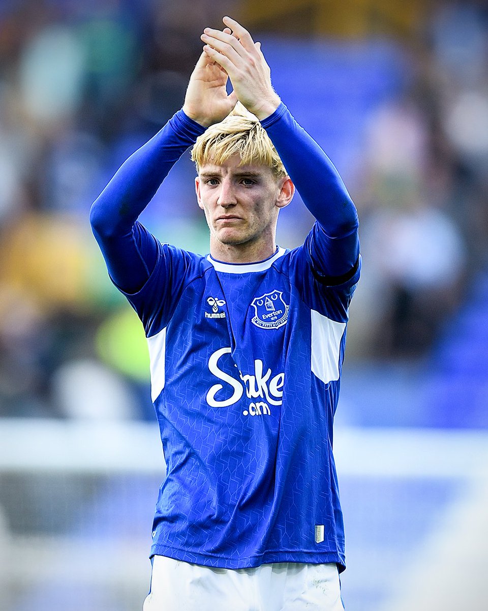 brfootball's tweet photo. Everton forward Anthony Gordon has told Frank Lampard he wants to join Chelsea with the club willing to pay around $70M for the 21-year-old, reports @David_Ornstein https://t.co/iHfkDIuC3a