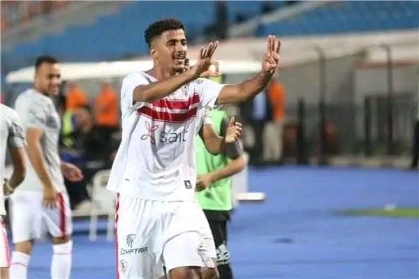 Rabab1911's tweet photo. فاكر ي مجاهد لما حرمت الناشيين دول من الاحتفال بدرع الدوري مع كباتنهم الكبار ؟
اهم رجعوا وجابوه تاني وهيحتفلوا احتفال ارقى واشيك فى عدم وجودك يارب ما نشوف وشك تاني🙏🙏🇦🇹🇦🇹 https://t.co/FkwcN0cLlQ