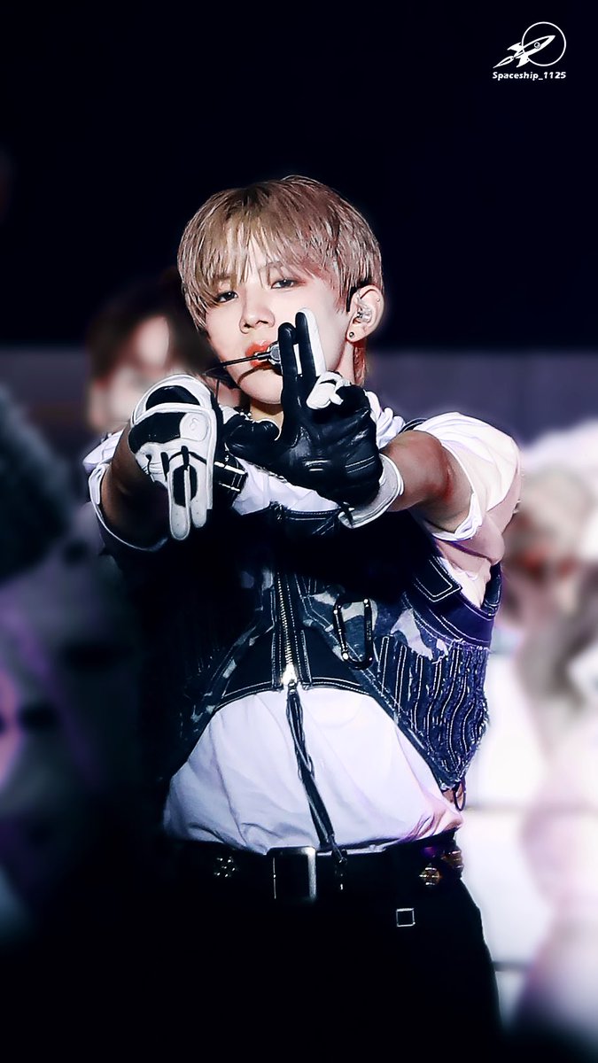 ☁︎qeemaze tweet media